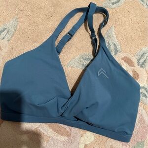 Oner Active Moonstone Blue Twist Sports Bra